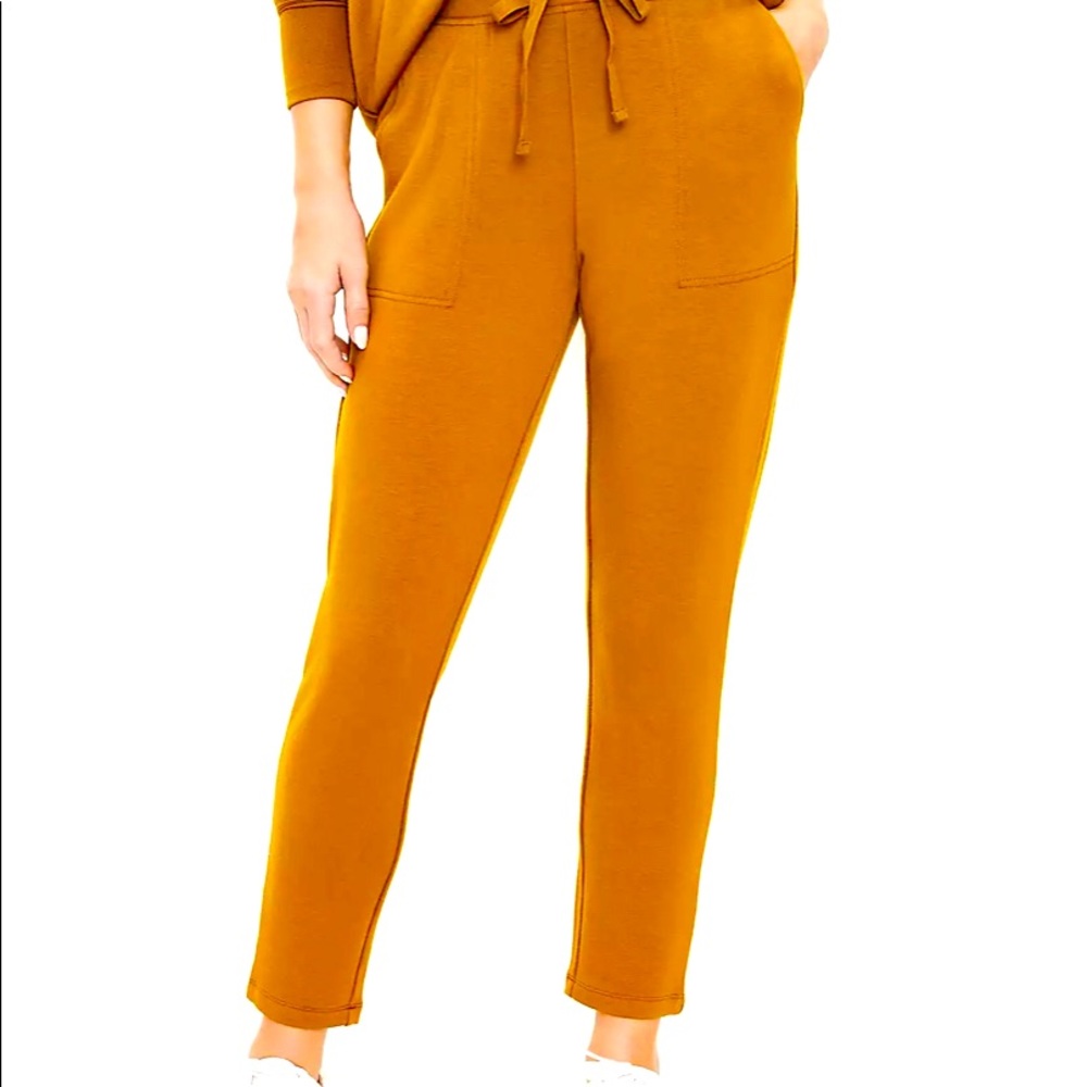 Loft Lou and grey singnaturesoft sweatpants